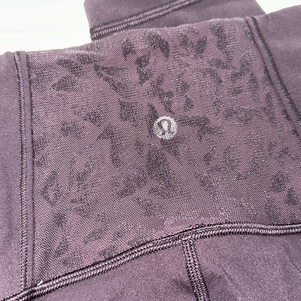 Lululemon Meant To Move 7/8 Tight 25" Black Cherry / Flocked Floral Black Cherry - Picture 4 of 5